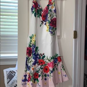 Venus brand new dress